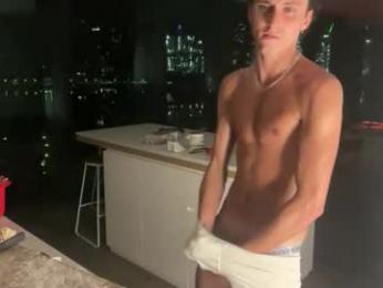 loves_leo webcam model stream image