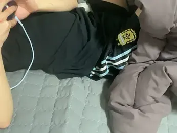 __kim webcam model stream image