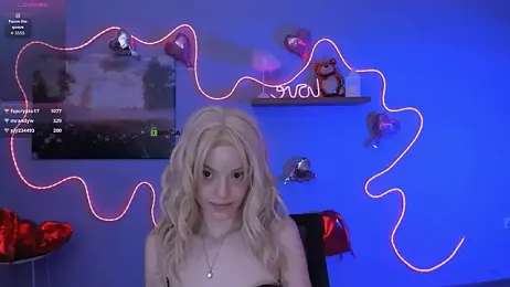 mia_starrr_ webcam model stream image