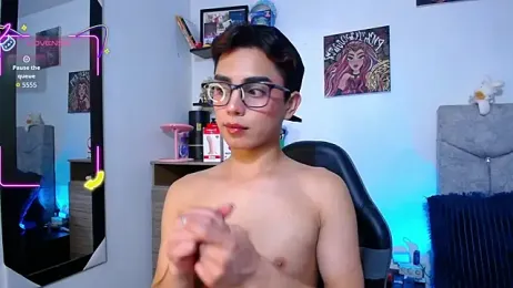 OwenBluee webcam model stream image