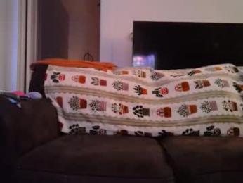 milknhunnny webcam model stream image