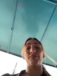 Ninabigtitied webcam model stream image