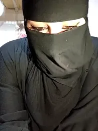 -Batta- webcam model stream image