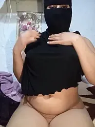 -Batta- webcam model stream image