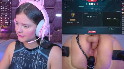 Trianna_ webcam cam4 model stream image