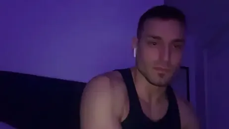 hot_shot_13 webcam stripchat model stream image