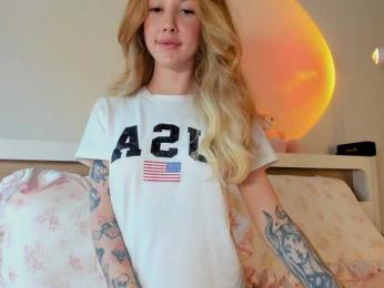 princessariell webcam model stream image