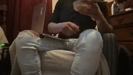 KY_Sir35 webcam model stream image