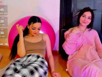 Moona-One webcam bongacams model stream image