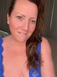 xsexycurvymilf webcam stripchat model stream image