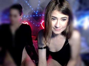 2Laski2 webcam bongacams model stream image
