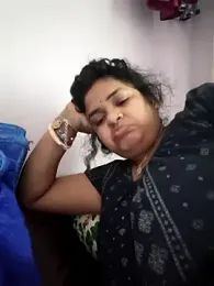 Deborbhavi222 webcam stripchat model stream image