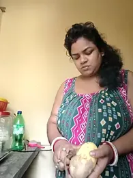 Deborbhavi222 webcam model stream image