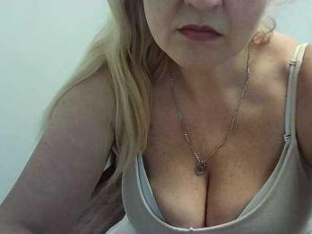 Multiply-orgazm webcam bongacams model stream image