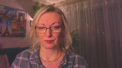 VanessaLUX webcam cam4 model stream image