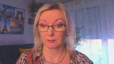 VanessaLUX webcam model stream image