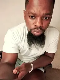 Chocolate_factory_man webcam model stream image