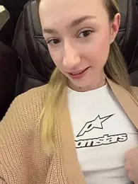 Lia__Love webcam stripchat model stream image