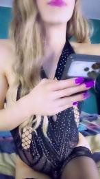 Karendolly8 webcam cam4 model stream image