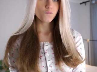 marquitablish webcam model stream image