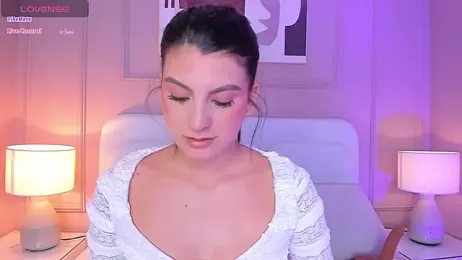 aria_greco webcam stripchat model stream image