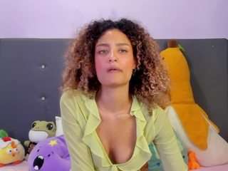 harmonyhill webcam model stream image