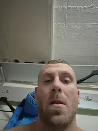 trainwithme webcam model stream image