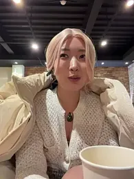 winter11 webcam model stream image