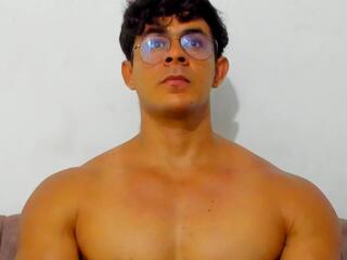 Marcus Harris webcam model stream image