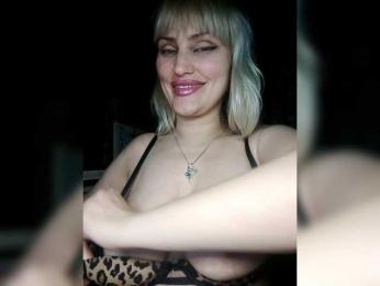 Freya-Milf webcam bongacams model stream image