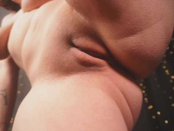 cutesoneckaaa webcam model stream image