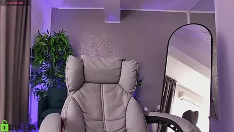 MilaHoneyy webcam model stream image