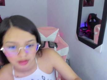 room-kitty webcam bongacams model stream image