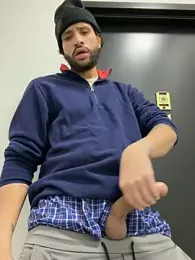 Mclean10 webcam model stream image