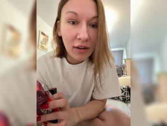 klava11 webcam model stream image