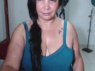 vivian-milf-paint webcam model stream image