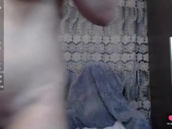 slutty_milf_bitch webcam model stream image