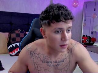 Ashton Hils webcam model stream image