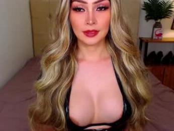 i_luv_2_fuck_you webcam model stream image