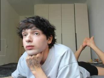 colestorm_ webcam model stream image
