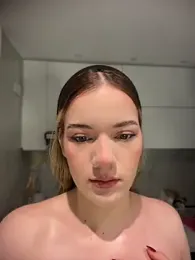 NicoleCut webcam model stream image