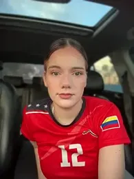 NicoleCut webcam model stream image