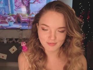 Caridad Mcgee webcam model stream image