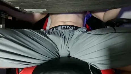 Dick_and_muscles webcam model stream image