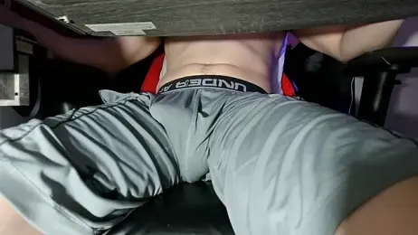 Dick_and_muscles webcam model stream image