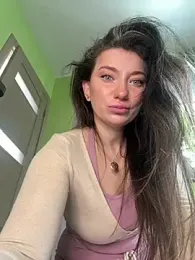 MooonReal webcam model stream image