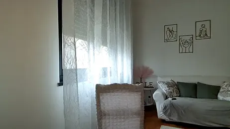 Daleliana webcam model stream image