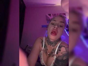 Lil_Lu webcam model stream image