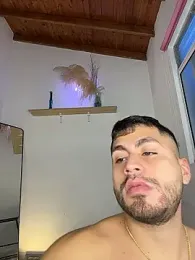 Juan_Castano webcam model stream image