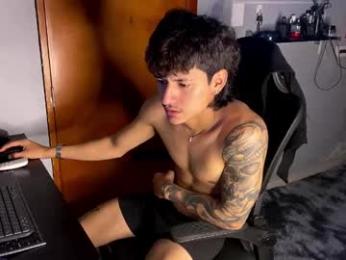 sex_love_sweat webcam model stream image